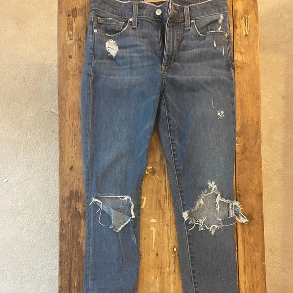 Joe Fresh Ripped Jeans, mid waist, size 26 - Picture 1 of 6
